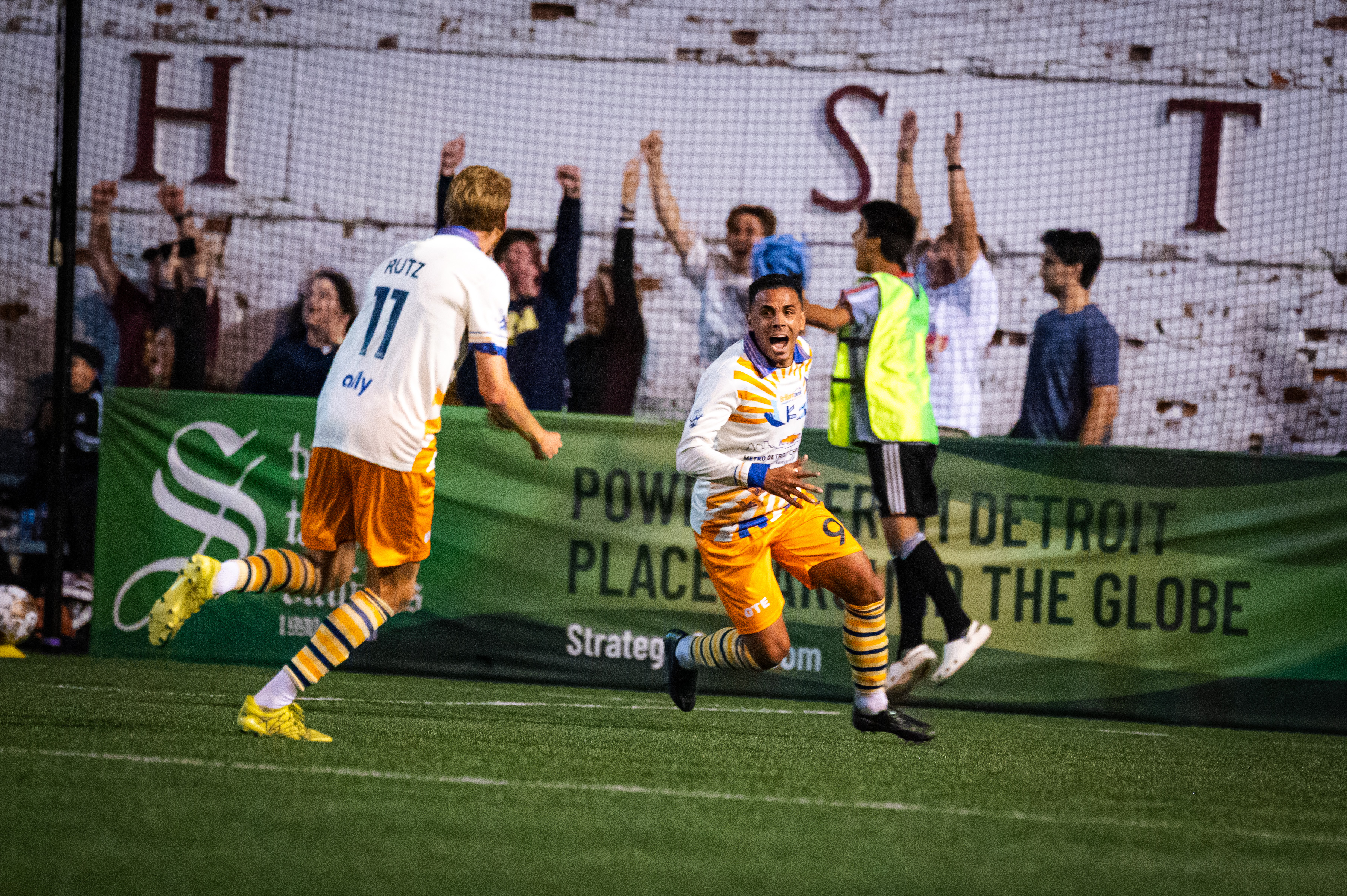 Detroit City FC Wins Big Over Hartford, Leaps Back Into Playoff Spot featured image
