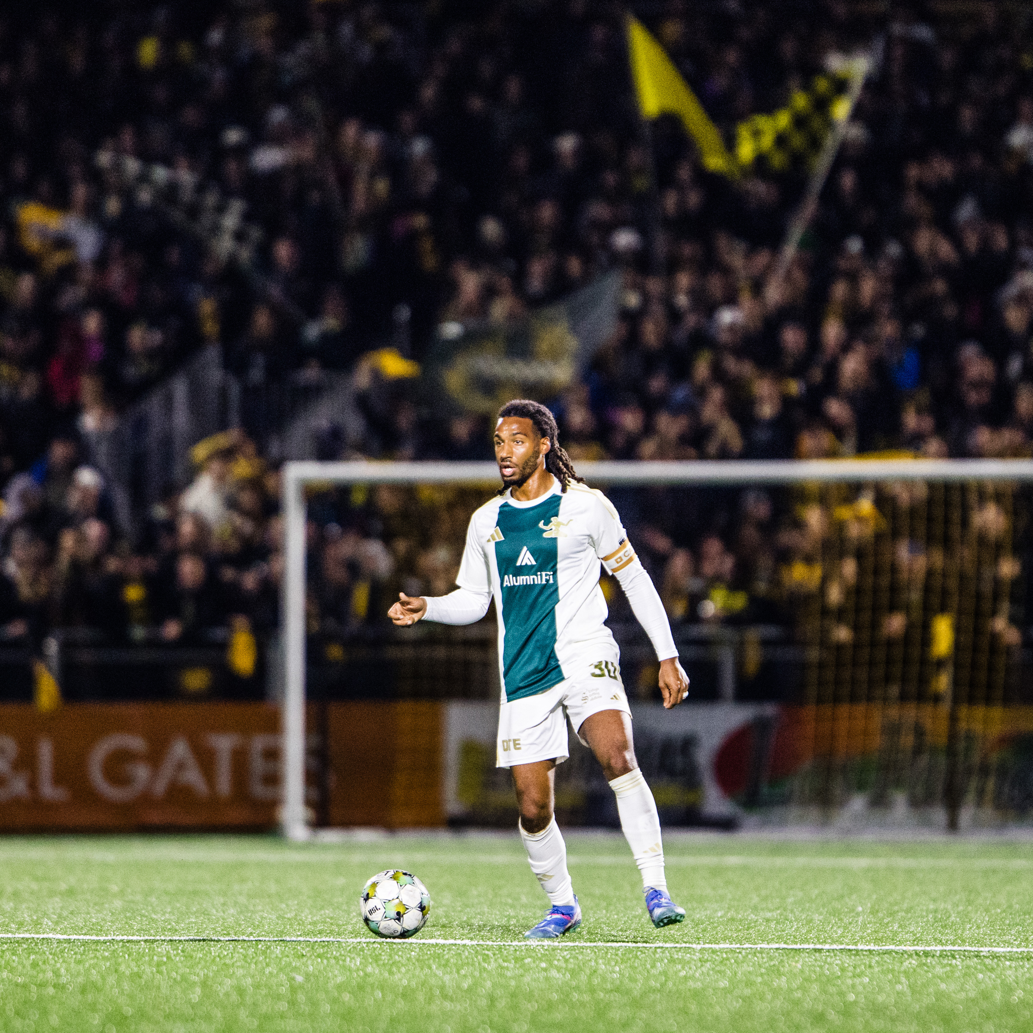 Le Rouge Falls in Penalties to Pittsburgh in Eastern Conference Semifinal featured image