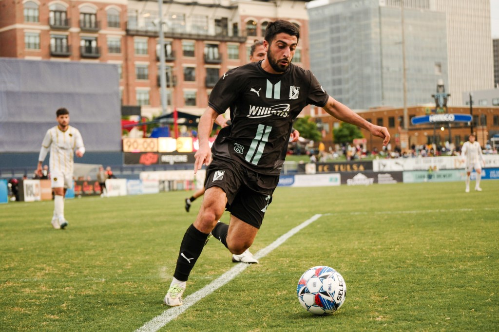 Alex Dalou makes a play on the ball with FC Tulsa
