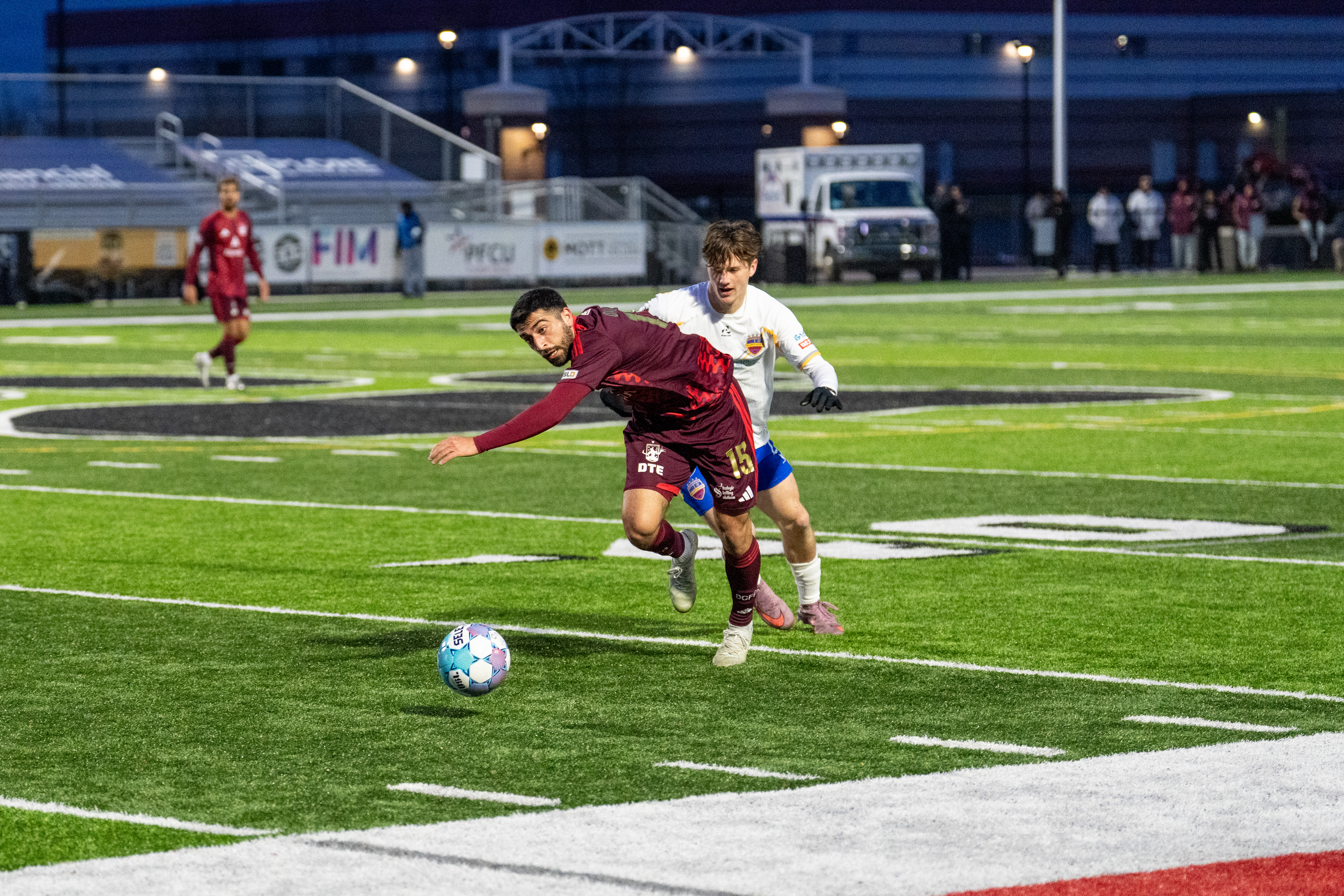 Alex Dalou keeps control of the ball against Flint City Bucks